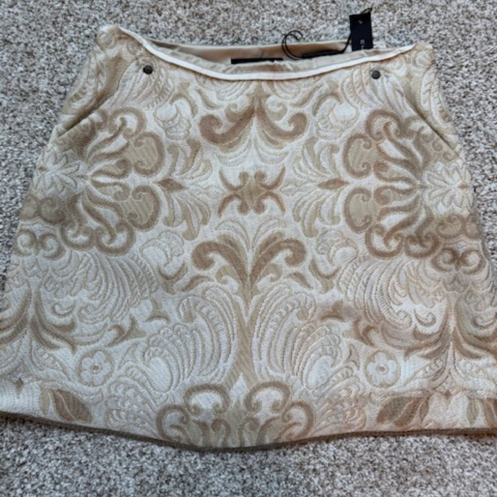 Elie Tahari Mini Skirt Tan/Gold Size 2